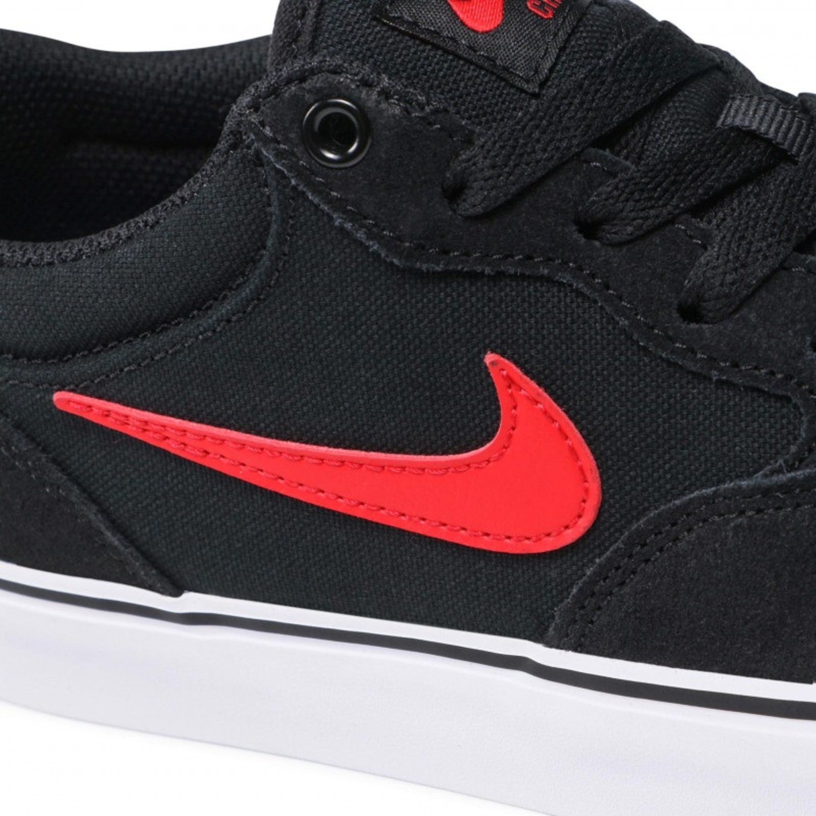 TENIS SB CHRON 2 NEGRO ROJO HOMBRE