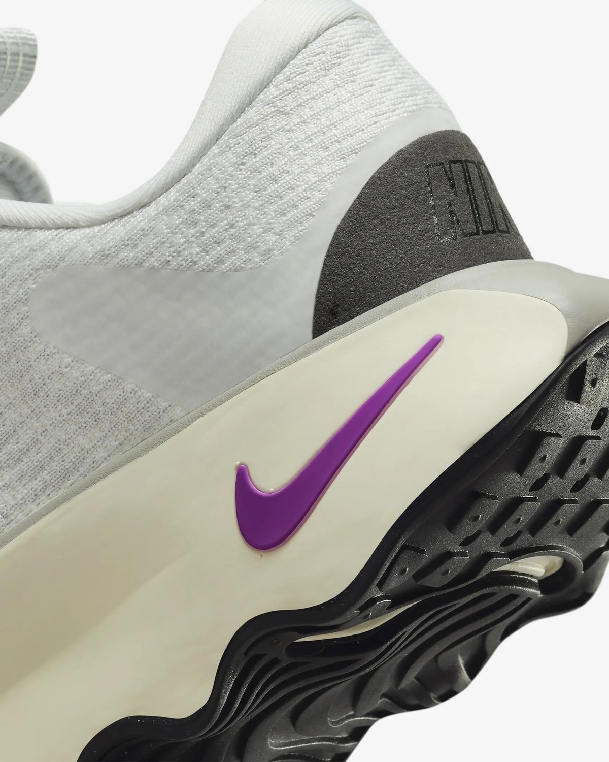 TENIS NIKE MUJER MOTIVA GRIS