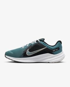 TENIS NIKE MUJER QUEST 5 VERDE NEGRO